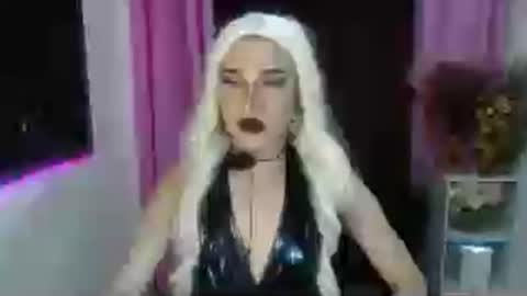 Snapshot of urcumgirlasiants chatting on October 7, 12:02 pm KENDALL online show from October 7, 12:02 pm