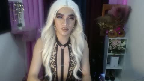 Snapshot of urcumgirlasiants chatting on February 7, 6:00 pm KENDALL online show from February 7, 6:00 pm