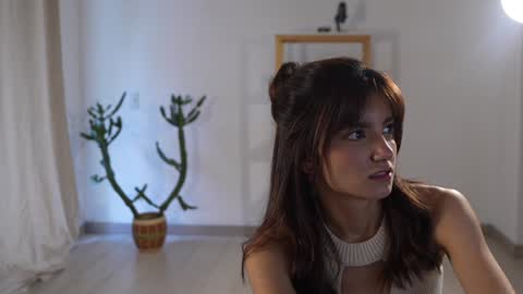 Snapshot of urcutelinda chatting on December 22, 10:04 pm Linda Restrepo online show from December 22, 10:04 pm