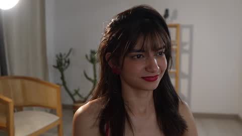 Snapshot of urcutelinda chatting on December 27, 12:50 am Linda Restrepo online show from December 27, 12:50 am