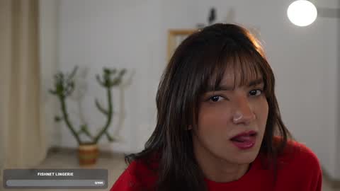 Snapshot of urcutelinda chatting on December 29, 1:34 am Linda Restrepo online show from December 29, 1:34 am