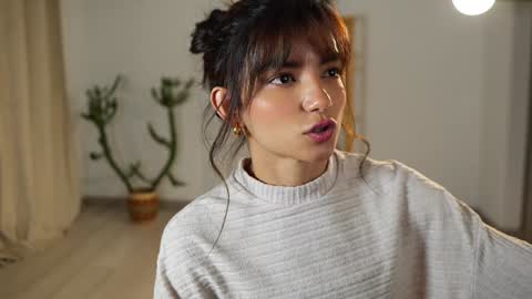 Snapshot of urcutelinda chatting on January 5, 11:22 pm Linda Restrepo online show from January 5, 11:22 pm