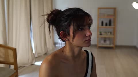 Snapshot of urcutelinda chatting on January 6, 7:56 pm Linda Restrepo online show from January 6, 7:56 pm