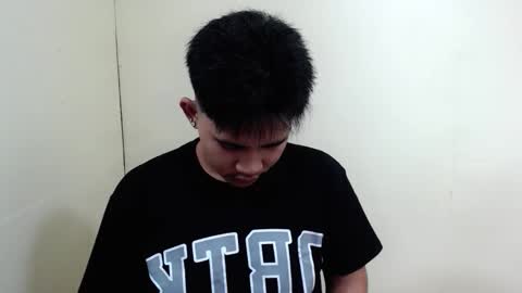 Snapshot of urcutie_asianboy chatting on September 21, 5:53 am KEN online show from September 21, 5:53 am