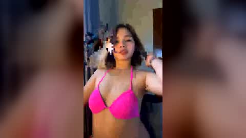 urcutiepiegirl online show from July 14, 5:34 am