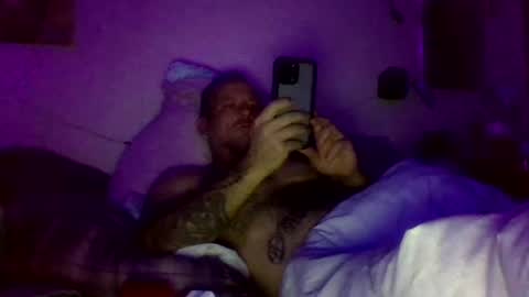 Snapshot of urdaddy875867 chatting on March 2, 6:05 am urdaddy875867 online show from March 2, 6:05 am