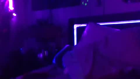 urdaddy875867 online show from April 12, 7:35 am