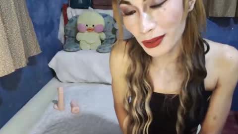 Hot Angel online show from December 22, 10:01 am