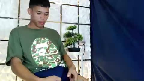 urdreamboy_clarin online show from December 21, 10:17 pm