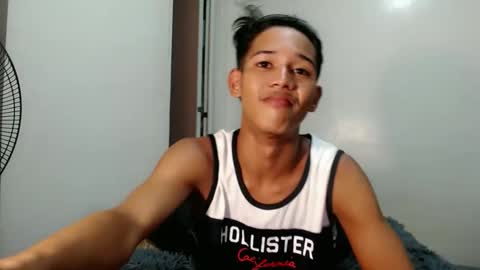 Snapshot of urdreamboy_clarin chatting on June 8, 5:13 pm urdreamboy_clarin online show from June 8, 5:13 pm