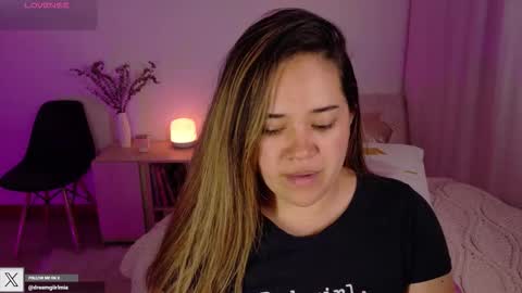 Mia Miller online show from November 20, 10:53 pm