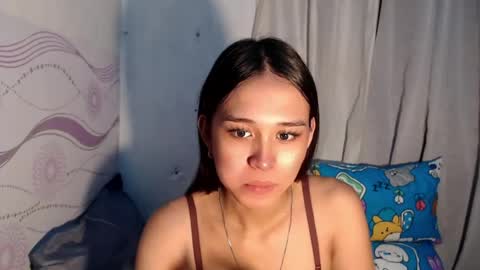 Snapshot of urdreamgirl_stephanie chatting on July 10, 1:36 pm stephanie online show from July 10, 1:36 pm