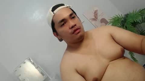 ure_fattytoy143 online show from December 15, 6:01 pm