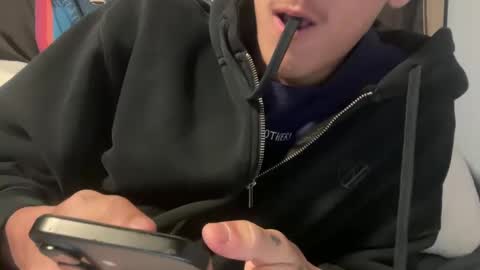 Snapshot of urfavcock6918 chatting on January 28, 6:38 am urfavcock6918 online show from January 28, 6:38 am