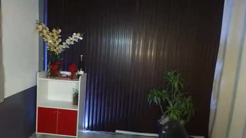 urfave_bbgirl online show from November 25, 10:26 am