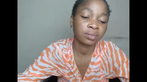 urflirtydoll online show from February 11, 3:08 am