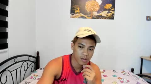 urfucker_vinz online show from May 24, 1:16 pm