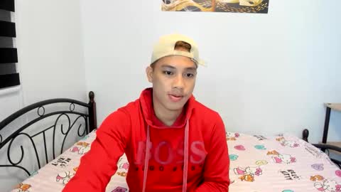 urfucker_vinz online show from May 25, 12:55 pm