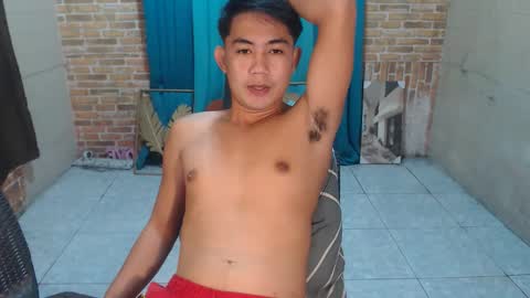 Snapshot of urfucking_nin15 chatting on February 20, 2:17 pm urfucking_nin15 online show from February 20, 2:17 pm