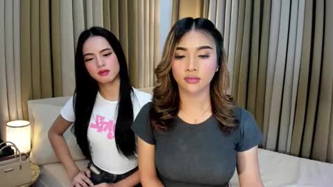 Snapshot of urgirlaira69 chatting on February 26, 8:02 am im zhairaallison dont for get follow me online show from February 26, 8:02 am