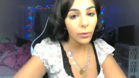 Snapshot of urgoddessmarla chatting on November 10, 6:29 pm Goddess Marla online show from November 10, 6:29 pm