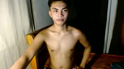 Snapshot of urguy_marco chatting on October 14, 5:30 am urguy_marco online show from October 14, 5:30 am