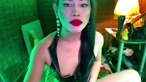 Snapshot of urhardcockqueenxxx chatting on May 17, 6:59 pm queen norelle online show from May 17, 6:59 pm
