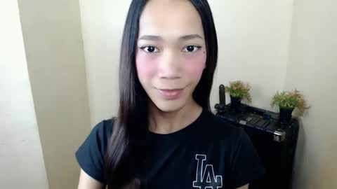 urhot_athena online show from October 9, 10:35 am