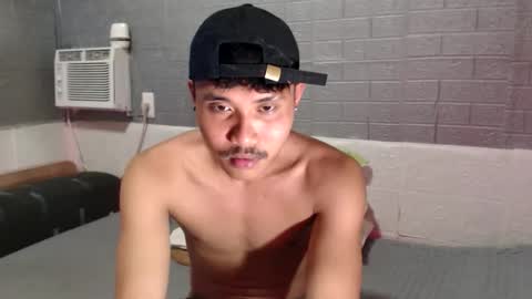 urhot_frank online show from April 24, 6:27 am