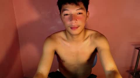 Ethan online show from December 5, 10:33 am