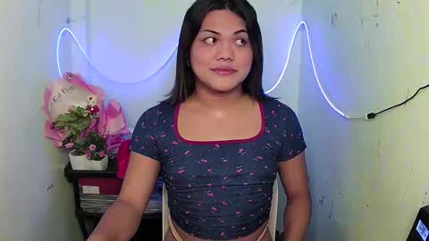 urhottie_bella online show from October 12, 10:14 am