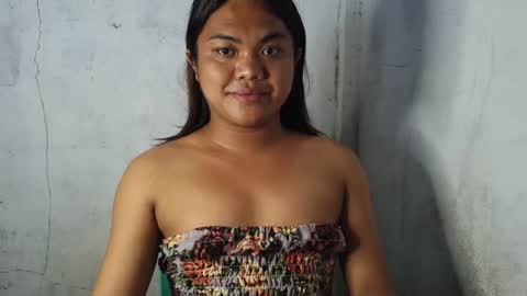 urhottie_bella online show from February 5, 1:10 am