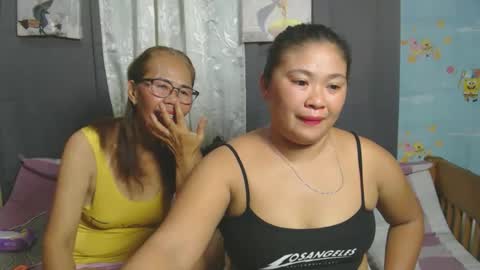 Snapshot of urhotvivian11 chatting on November 4, 2:32 am urhotvivian11 online show from November 4, 2:32 am