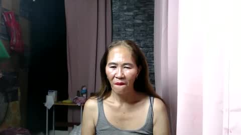 Snapshot of urhotvivian11 chatting on December 16, 9:25 am urhotvivian11 online show from December 16, 9:25 am