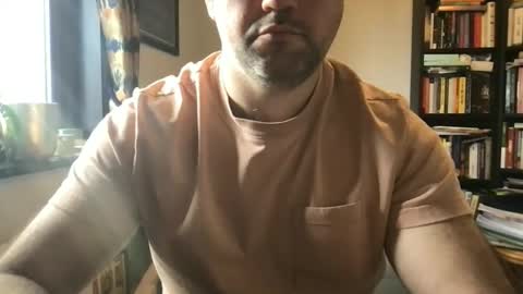 Snapshot of urhungdaddy8 chatting on November 19, 11:43 am Hung Daddy online show from November 19, 11:43 am