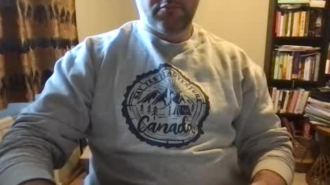 Snapshot of urhungdaddy8 chatting on November 20, 2:39 pm Hung Daddy online show from November 20, 2:39 pm