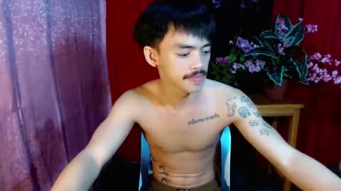urhunky_boy online show from July 7, 6:12 pm