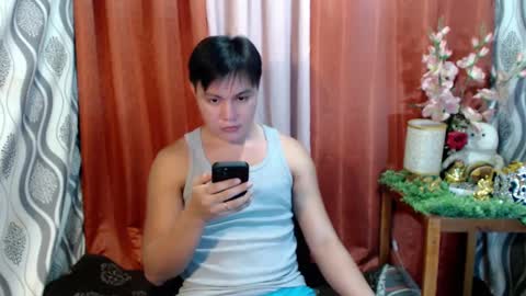 Snapshot of urhunky_ivan chatting on December 3, 4:50 pm urhunky_ivan online show from December 3, 4:50 pm