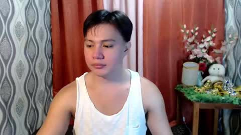 Snapshot of urhunky_ivan chatting on December 21, 6:30 am urhunky_ivan online show from December 21, 6:30 am