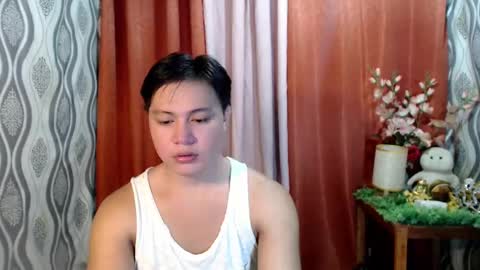 Snapshot of urhunky_ivan chatting on January 11, 6:35 am urhunky_ivan online show from January 11, 6:35 am