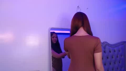 Amira online show from December 11, 12:12 am