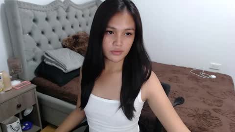 Amira online show from March 5, 3:08 am