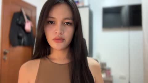 Amira online show from September 29, 1:00 am