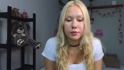 Snapshot of urkinkyy chatting on October 26, 1:06 pm Megan online show from October 26, 1:06 pm