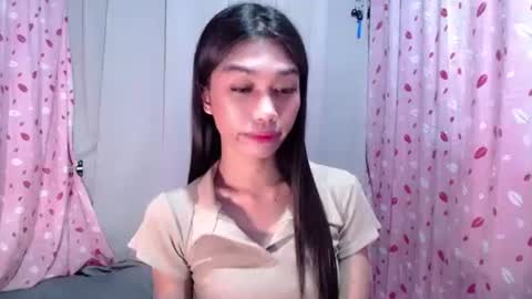 urloverjasmine_xx online show from March 18, 11:35 am