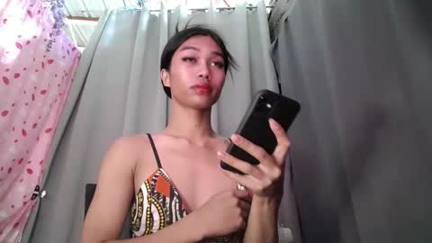 Snapshot of urloverjasmine_xx chatting on May 6, 11:54 pm urloverjasmine_xx online show from May 6, 11:54 pm
