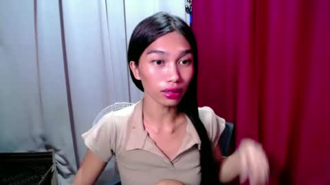 Snapshot of urloverjasmine_xx chatting on June 29, 1:00 pm urloverjasmine_xx online show from June 29, 1:00 pm