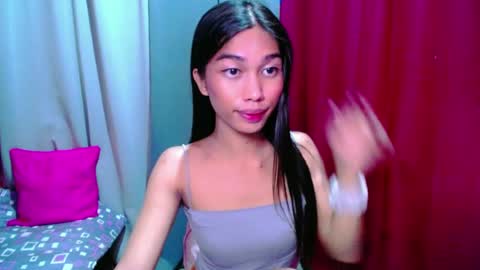 Snapshot of urloverjasmine_xx chatting on July 8, 1:59 pm urloverjasmine_xx online show from July 8, 1:59 pm