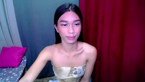 Snapshot of urloverjasmine_xx chatting on July 15, 6:29 am urloverjasmine_xx online show from July 15, 6:29 am