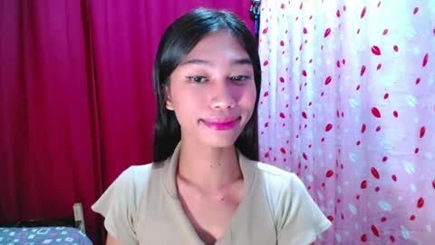 Snapshot of urloverjasmine_xx chatting on July 29, 9:46 pm urloverjasmine_xx online show from July 29, 9:46 pm